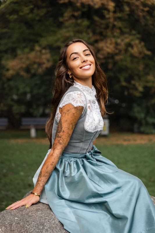 Dirndl Iceland Mint Detail